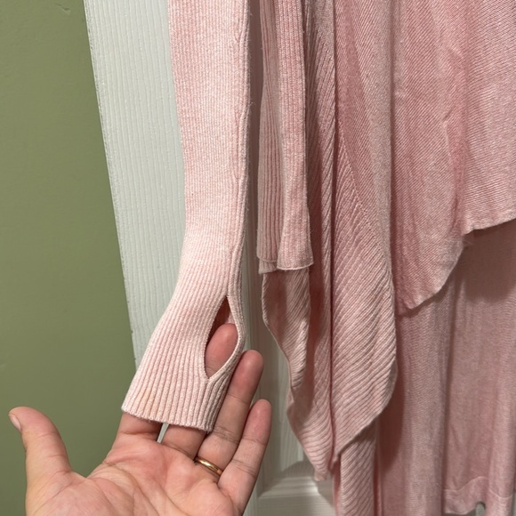 Lululemon Enlightened Pullover - Picture 6 of 11